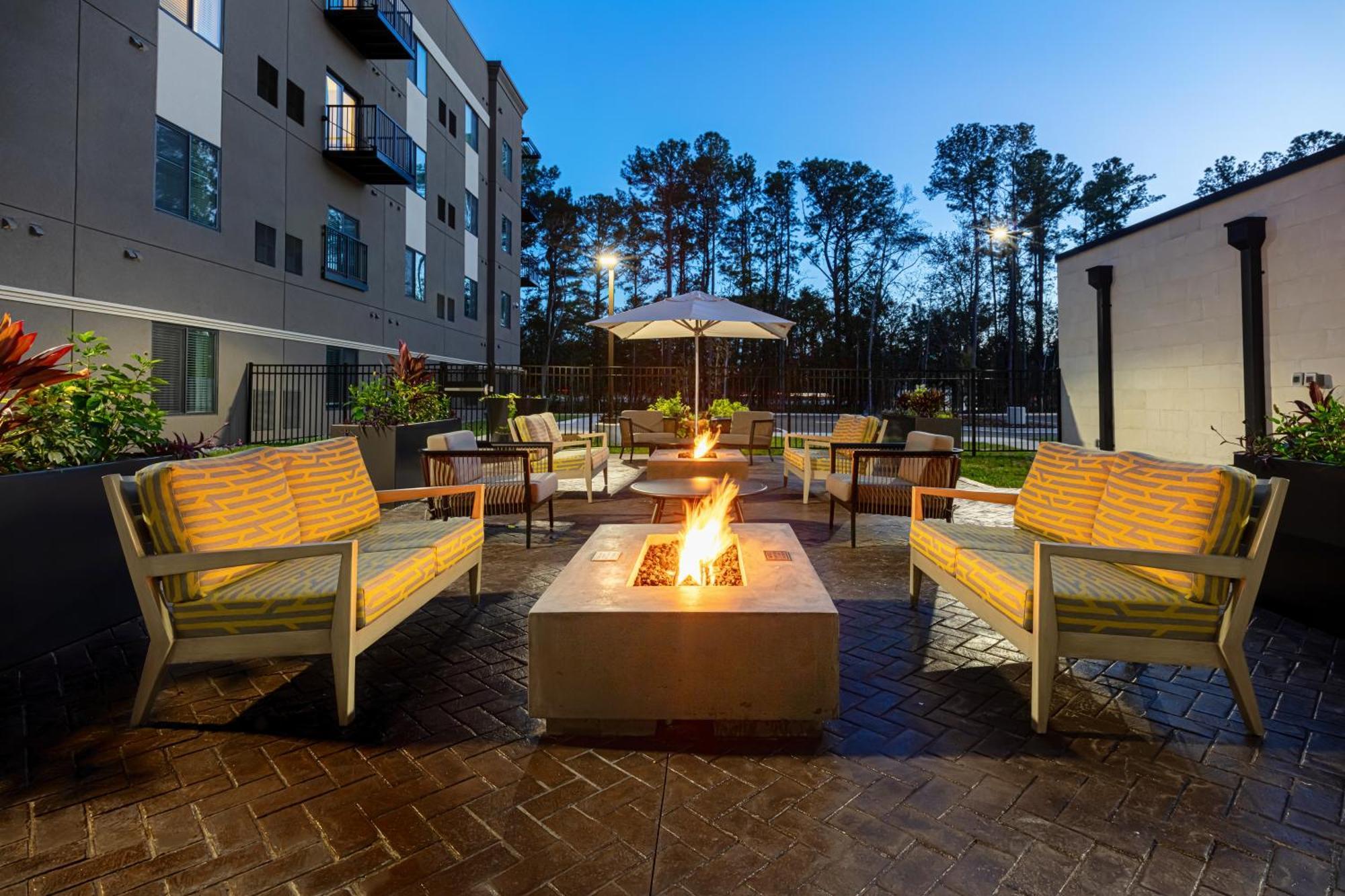 Waterwalk Extended Stay By Wyndham Хънтсвил Екстериор снимка